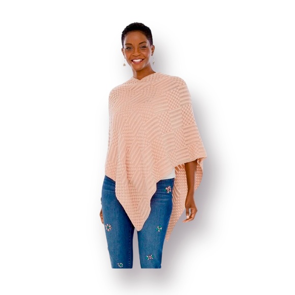 Chico’s Textured Poncho - Picture 8 of 9